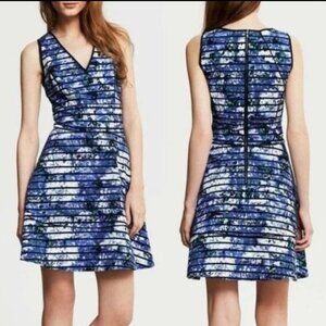 Banana Republic Floral Fit and Flare Dress Size 4